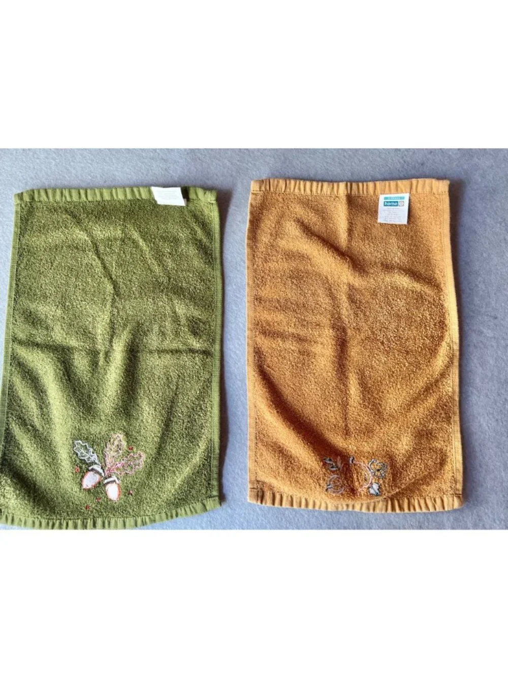 Casual Home Hand Towels Green Orange Embroidered Acorn Pumpkin Cotton Set of 2